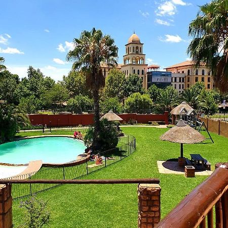 Merry Monte Casino Lodge House In Fourways Sandton Exteriér fotografie